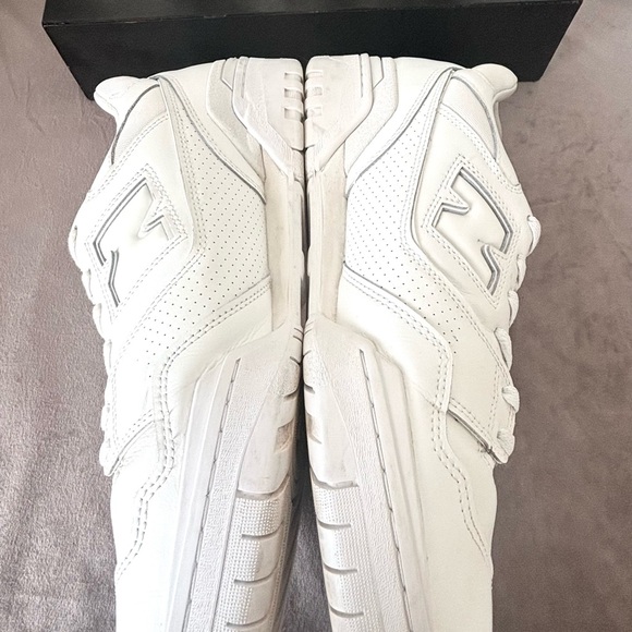 MENS NEW BALANCE WHITE BASKETBALL 650 R
DESIGN LOW TOP LACE UP SZ 16 - Picture 8 of 11